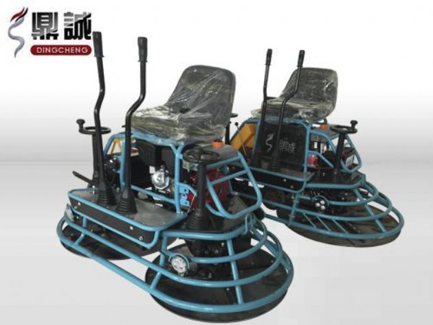 點(diǎn)擊查看詳細(xì)信息<br>標(biāo)題：雙盤(pán)駕駛式抹光機(jī) 閱讀次數(shù)：13050