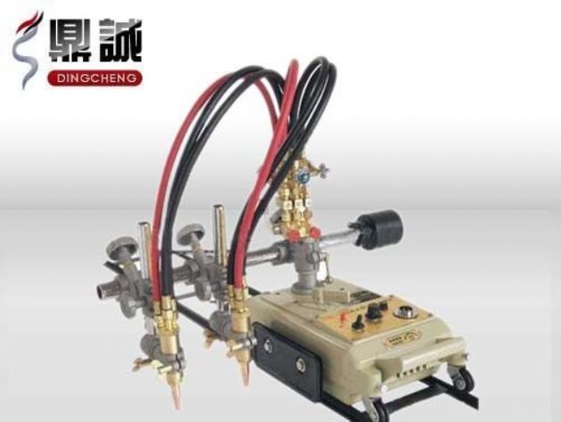 點擊查看詳細信息<br>標題：雙頭多頭火焰切割機 閱讀次數(shù)：4876