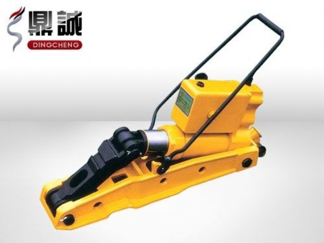 點(diǎn)擊查看詳細(xì)信息<br>標(biāo)題：液壓起撥道機(jī) 閱讀次數(shù)：4457