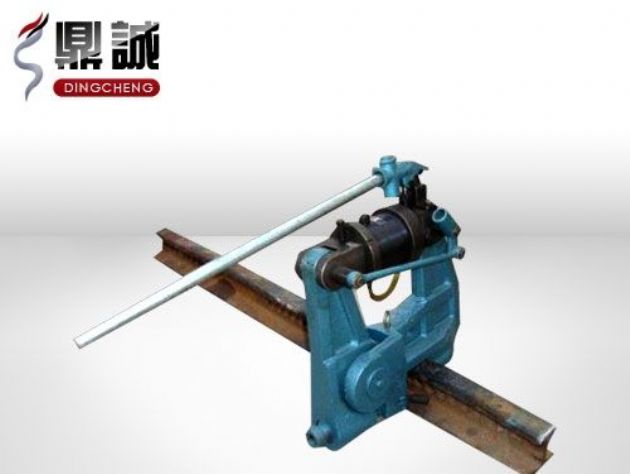 點(diǎn)擊查看詳細(xì)信息<br>標(biāo)題：液壓鋼軌擠孔機(jī) 閱讀次數(shù)：4706